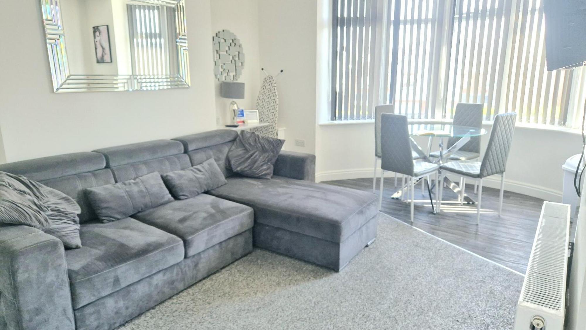 Deluxe Apartments On Mersey One Blackpool Exterior foto
